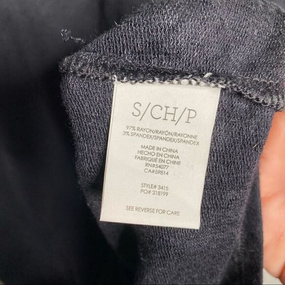 Cabi Womens Gala Sweatshirt Size Small Black Long Sleeve V-Neck - Picture 8 of 8